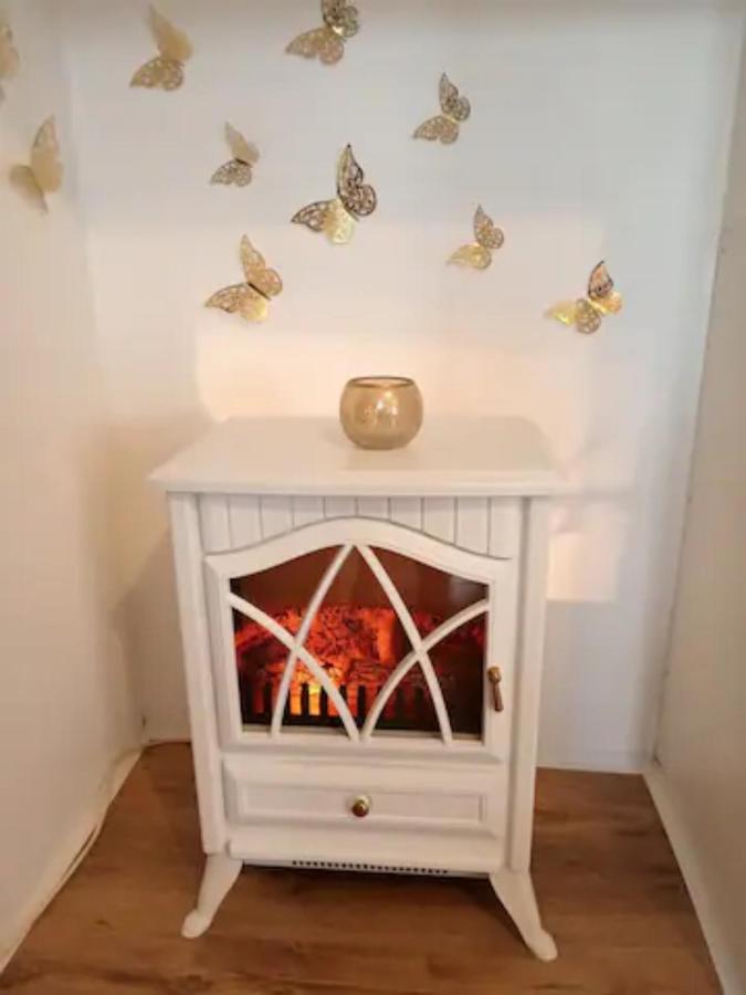 Havisham Studio Flat Rochester Me1 1Xz Strood Extérieur photo