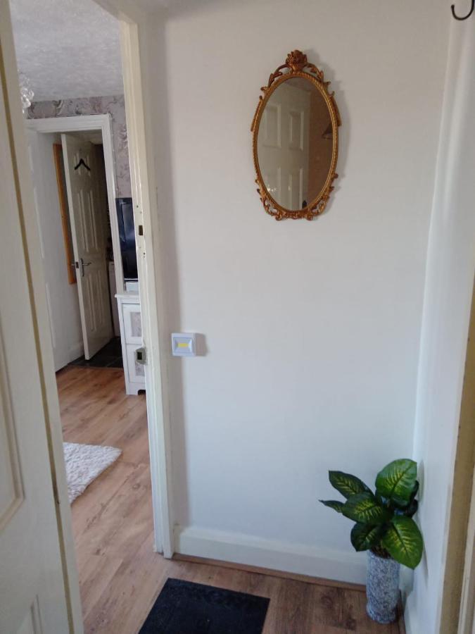 Havisham Studio Flat Rochester Me1 1Xz Strood Extérieur photo