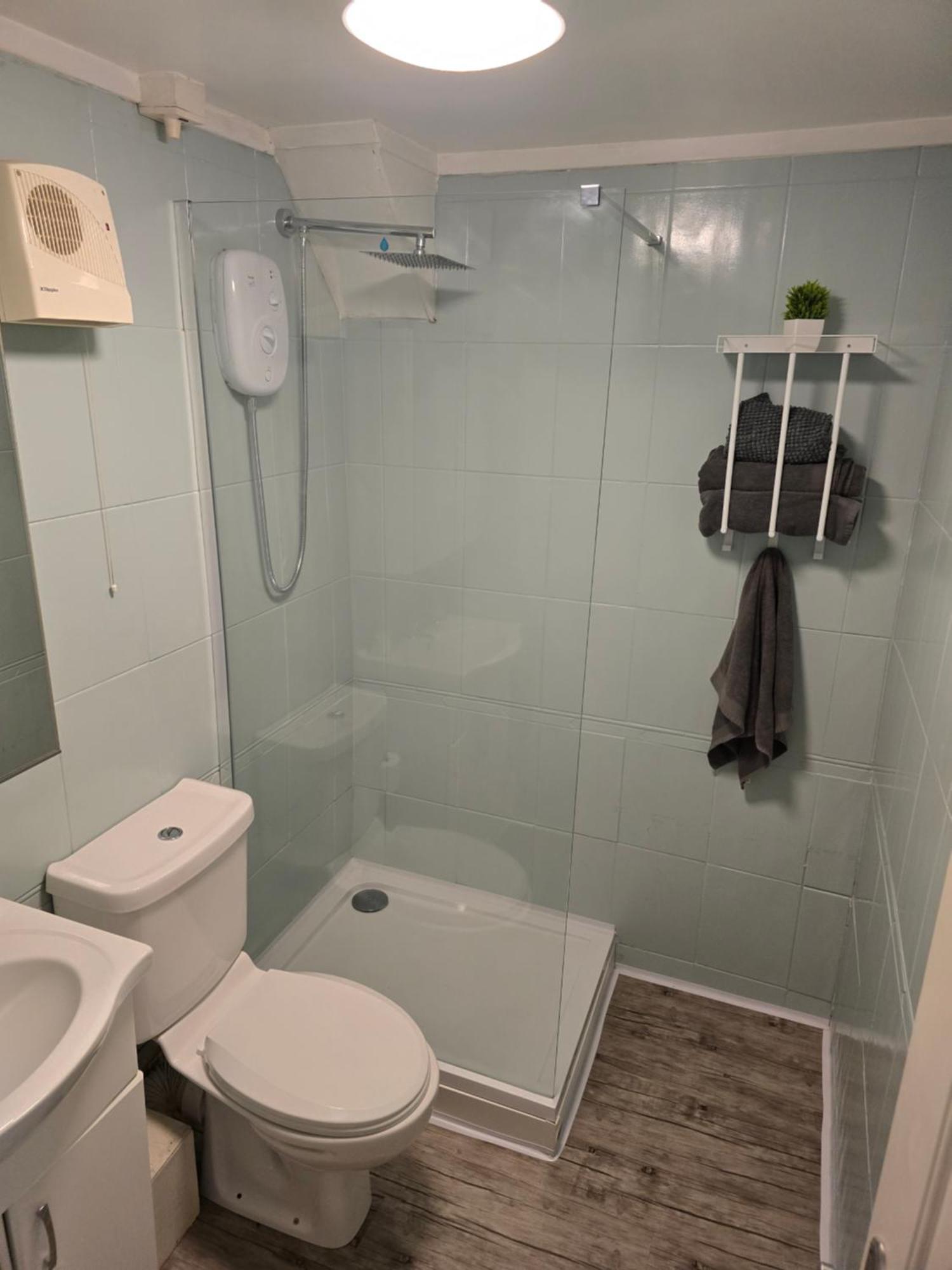 Havisham Studio Flat Rochester Me1 1Xz Strood Extérieur photo